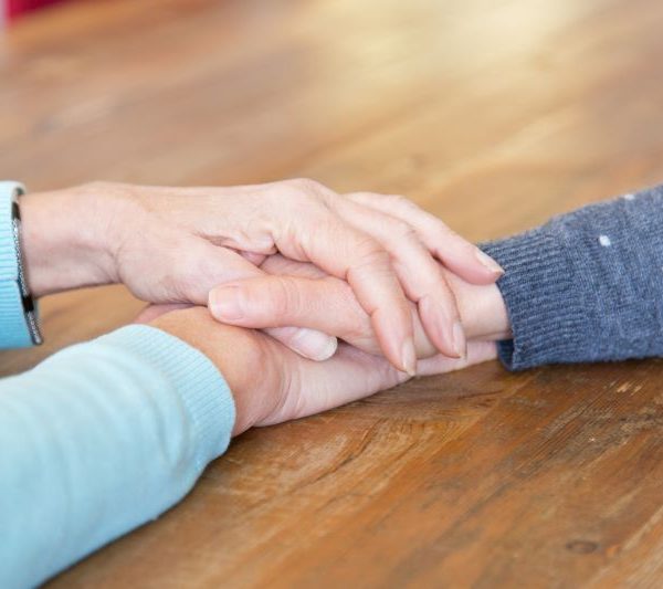 3 Ways To Take Care of Your Parents’ Elder Care In Texas (Even If They Live Out of State)